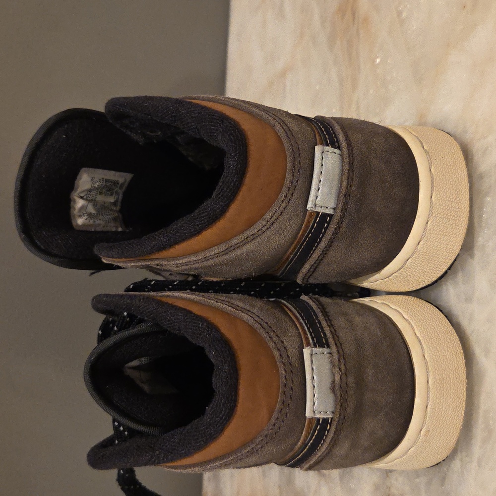 Nike Air Jordan 1 Mid SE Dark Chocolate Brown ( Kid's) - Picture 3 of 8